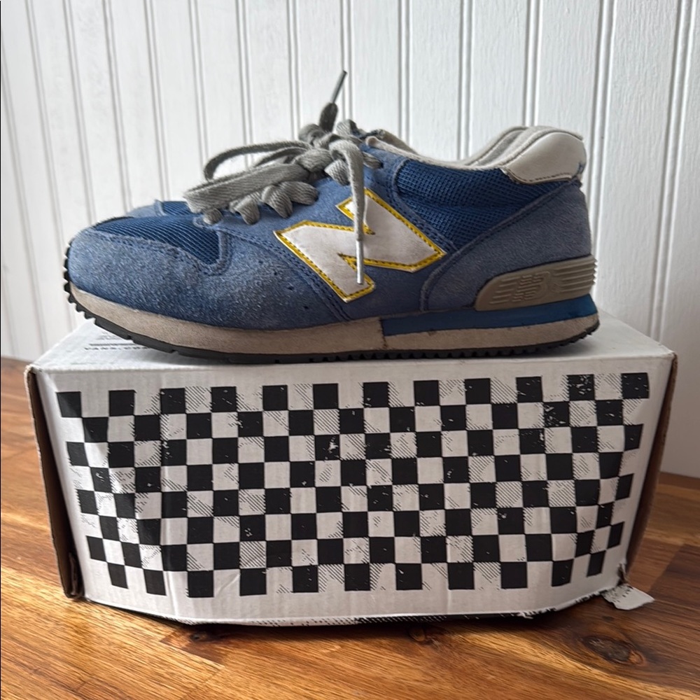 *RARE* New Balance 301 Blue and Gray Retro Sneakers Suede Mesh